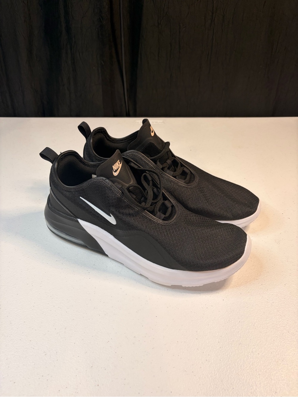 Nike Air Max Bella TR Black White Training Running Shoes Men's Size 11.5